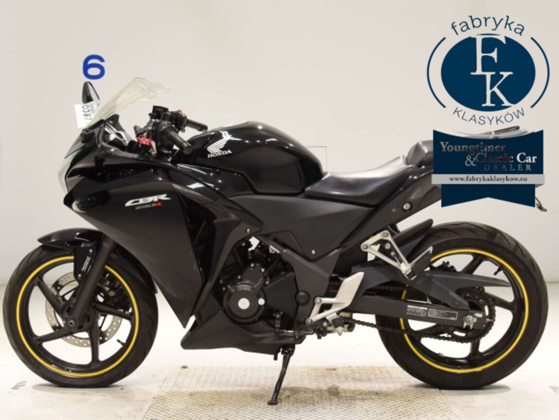 HONDA CBR250R ABS  - zdjęcie 3