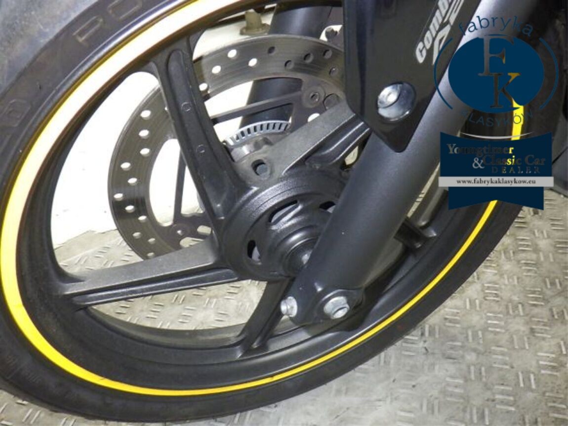 HONDA CBR250R ABS  - zdjęcie 24