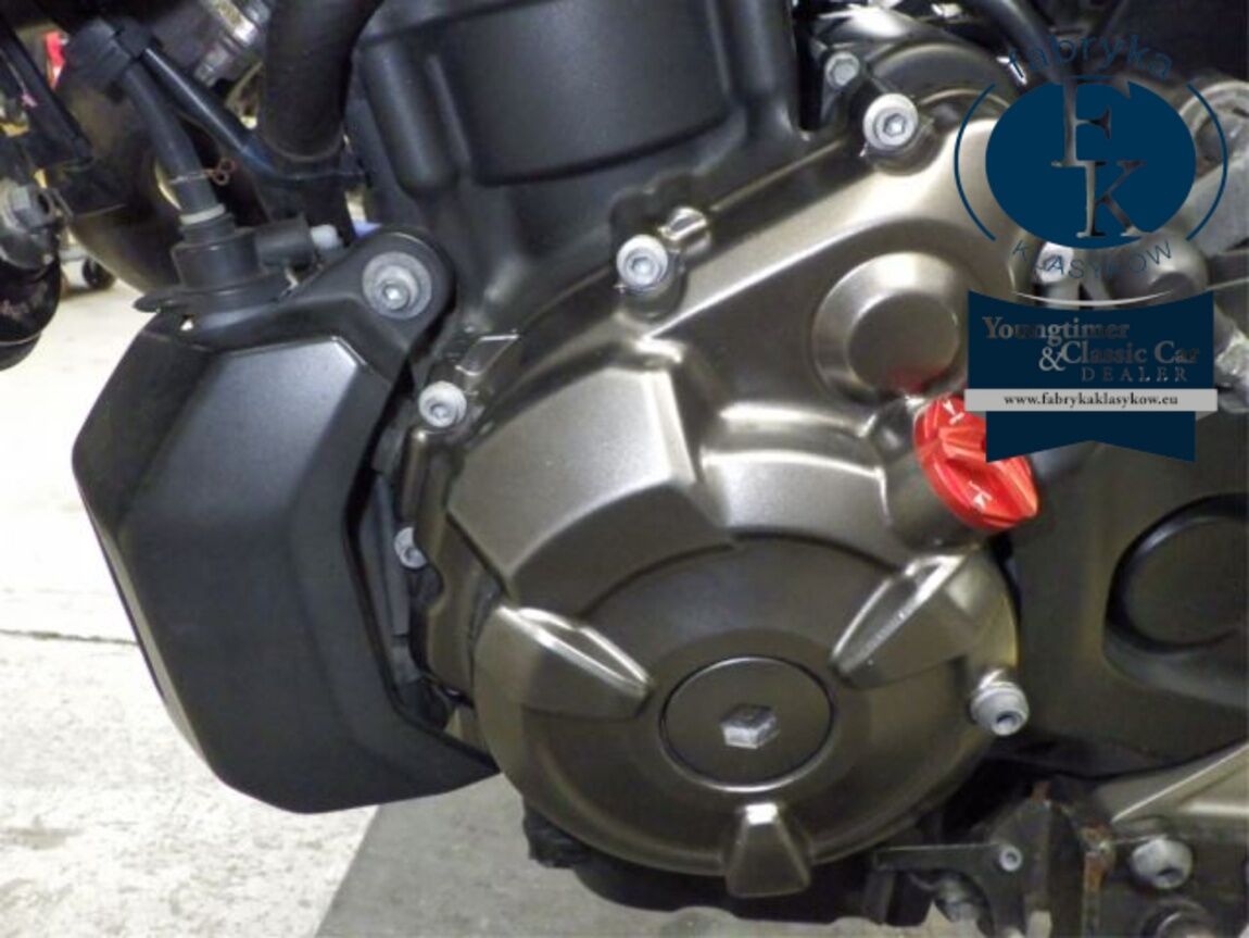 YAMAHA MT-07 2016 - zdjęcie 12