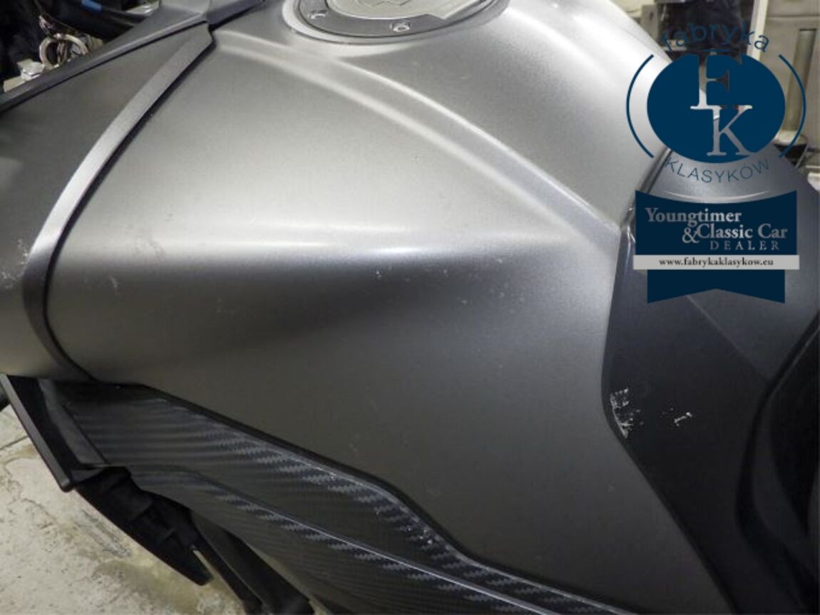 YAMAHA MT-09 2015 - zdjęcie 21