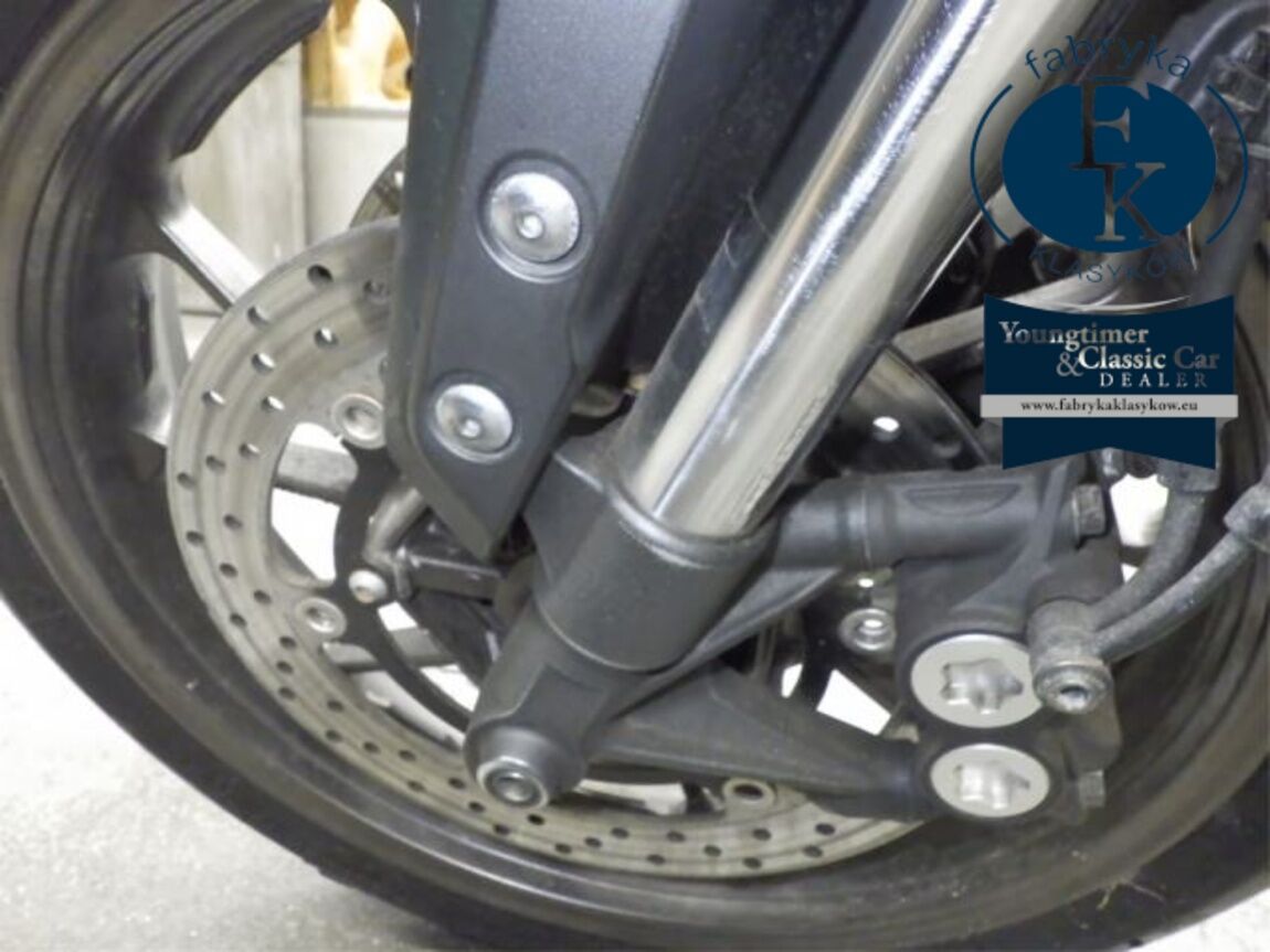 YAMAHA MT-09 2015 - zdjęcie 24