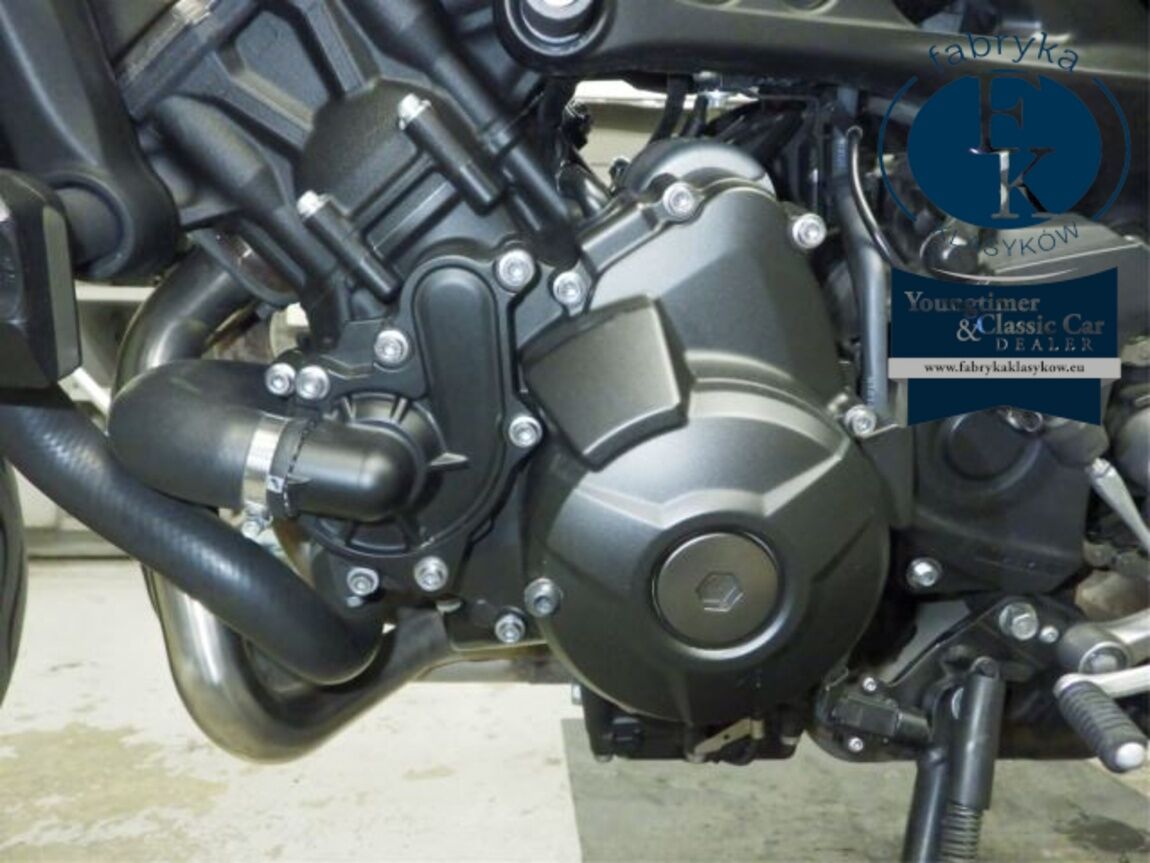 YAMAHA MT-09TO RACER GT 2018 - zdjęcie 12