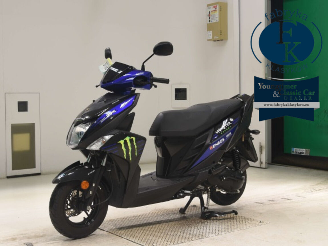 YAMAHA CYGNUS RAYZR  - zdjęcie 5