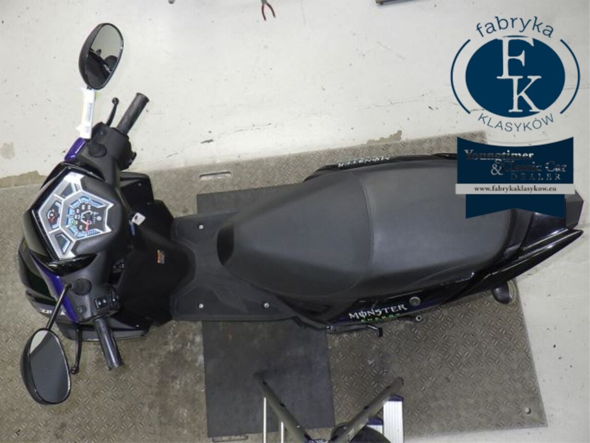 YAMAHA CYGNUS RAYZR  - zdjęcie 32