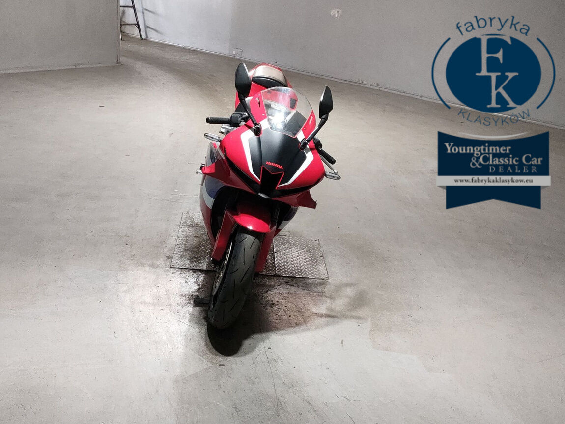 HONDA CBR600RR 2021 - zdjęcie 4