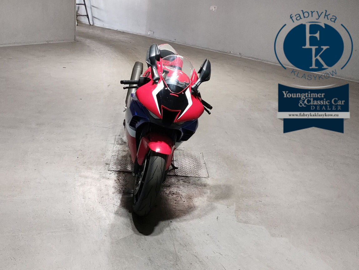 HONDA CBR1000RR-R 2022 - zdjęcie 4