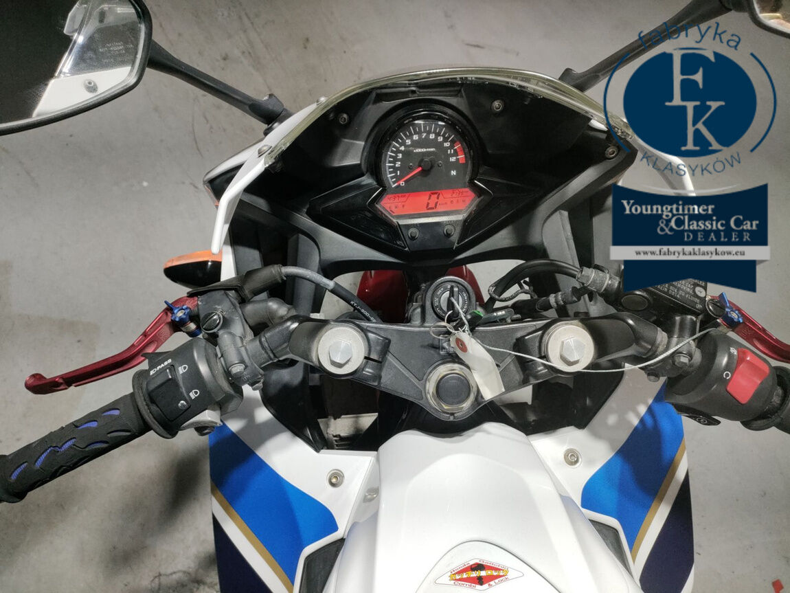 HONDA CBR250R  - zdjęcie 6