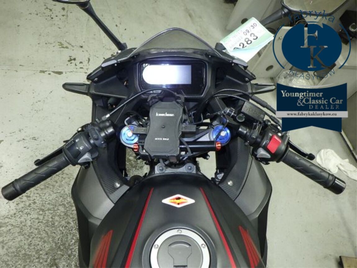 HONDA CBR400R-2 2019 - zdjęcie 21