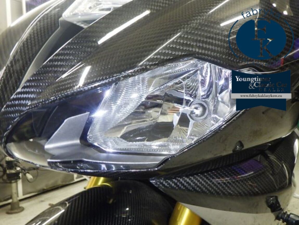 TRIUMPH DAYTONA MOTO2  - zdjęcie 15