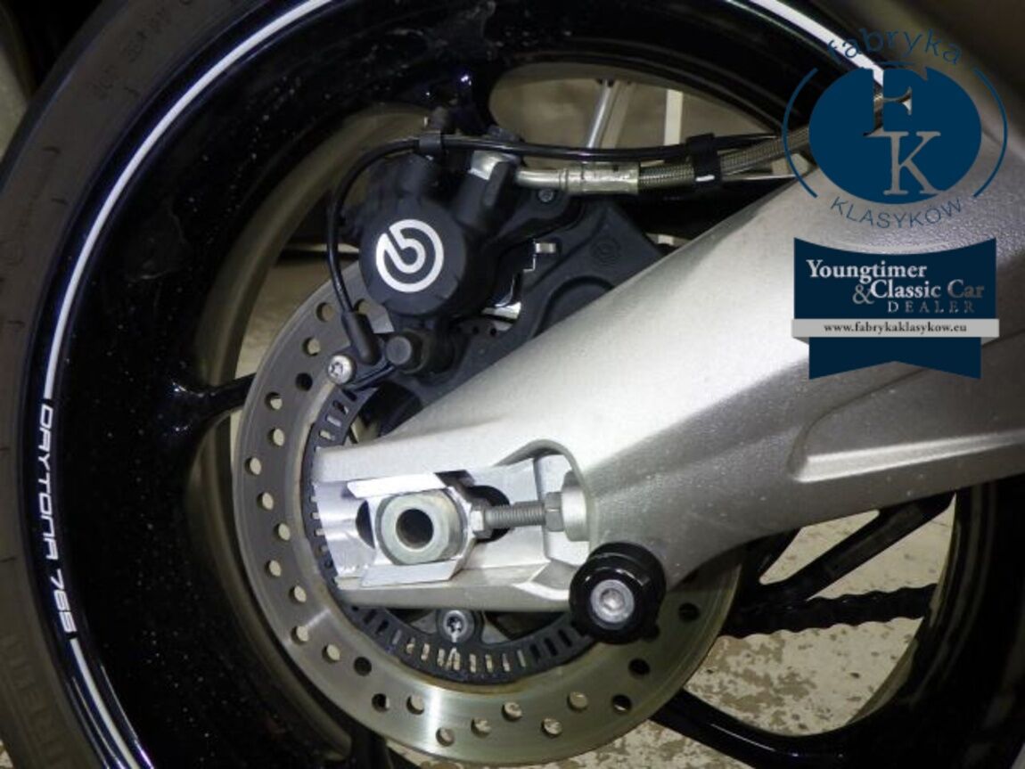TRIUMPH DAYTONA MOTO2  - zdjęcie 26