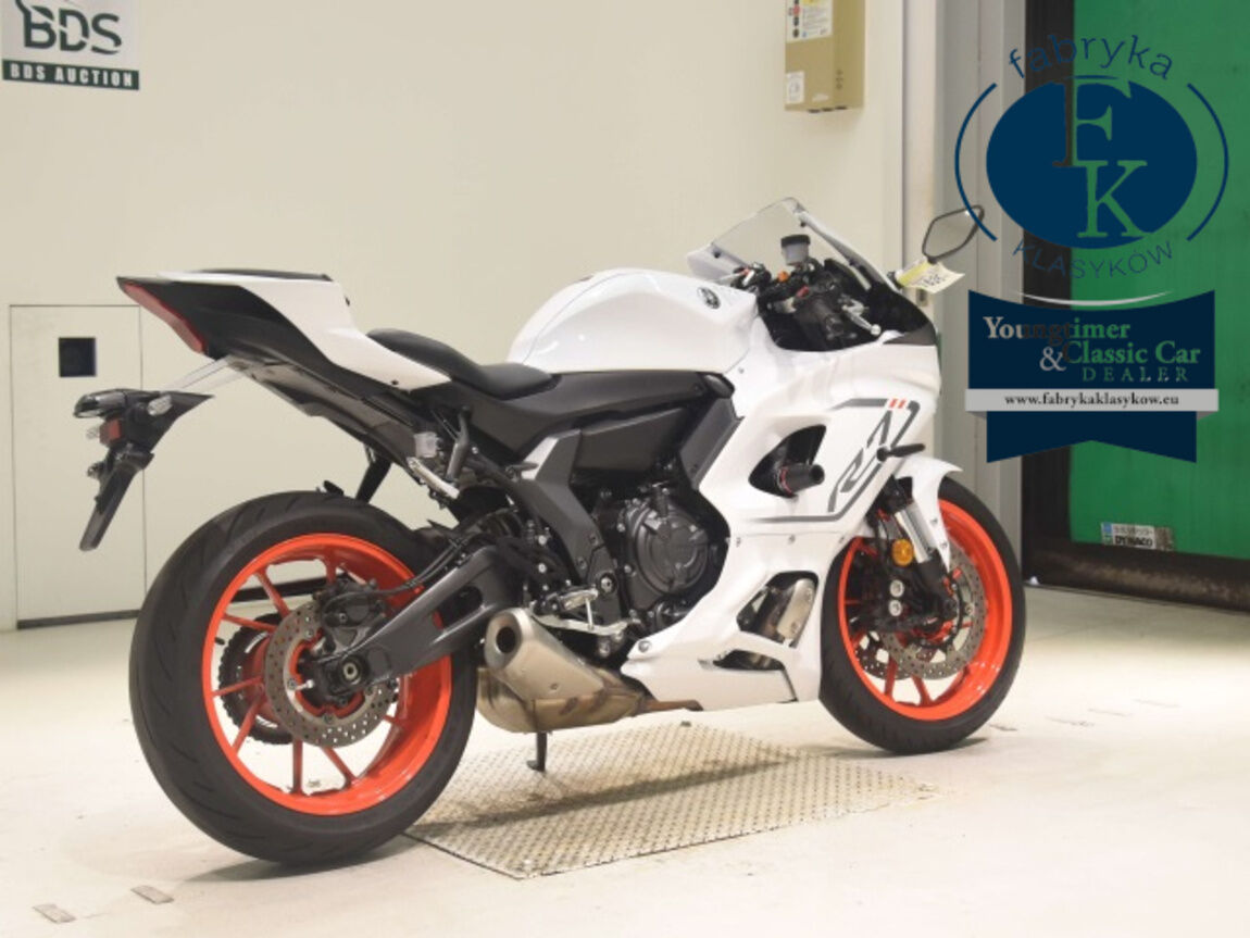 YAMAHA YZF-R7-2 2023 - zdjęcie 6