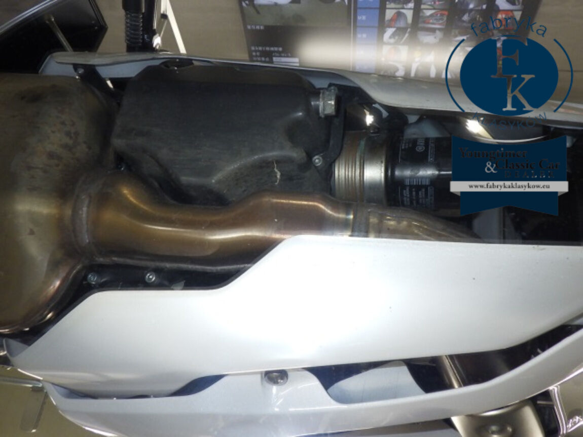 YAMAHA YZF-R7-2 2023 - zdjęcie 8