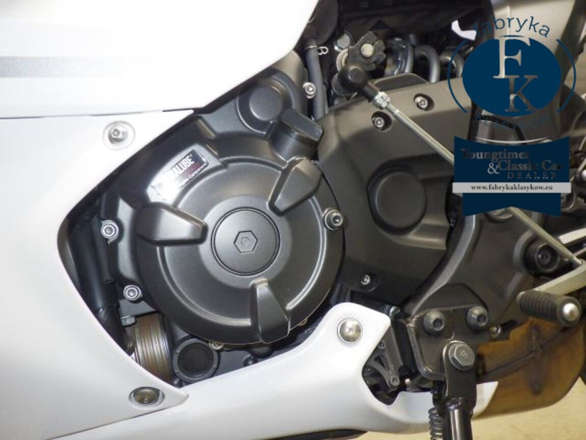 YAMAHA YZF-R7-2 2023 - zdjęcie 12