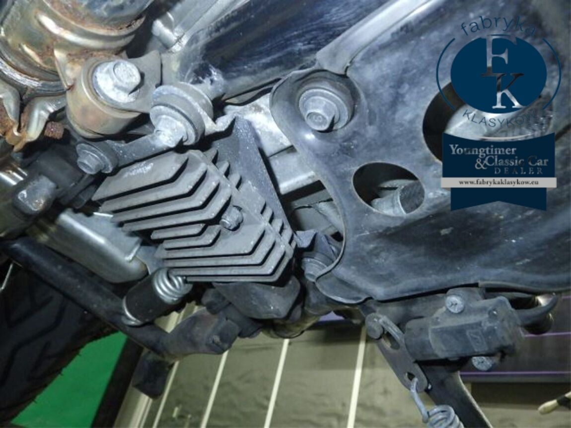 YAMAHA SR400-5 2019 - zdjęcie 10