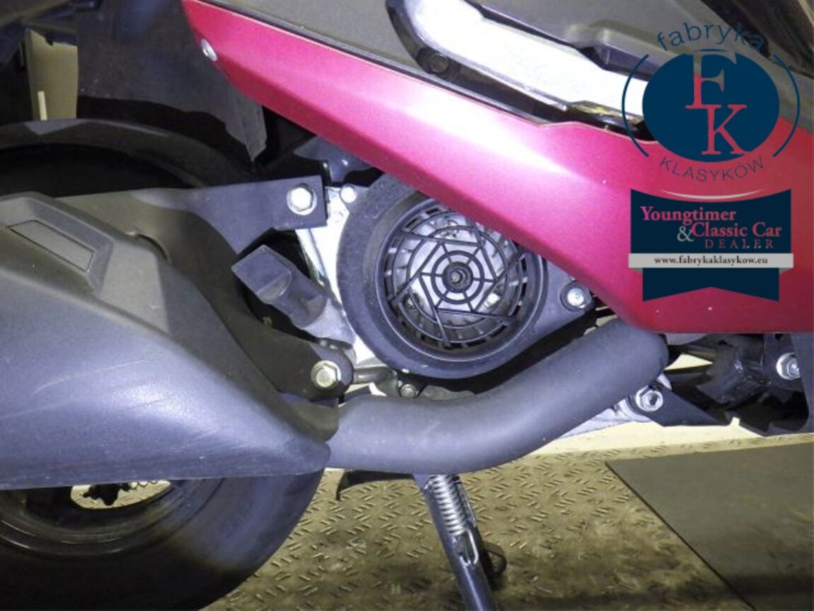 SUZUKI BURGMAN 125  - zdjęcie 9