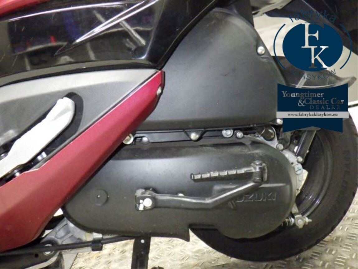 SUZUKI BURGMAN 125  - zdjęcie 11