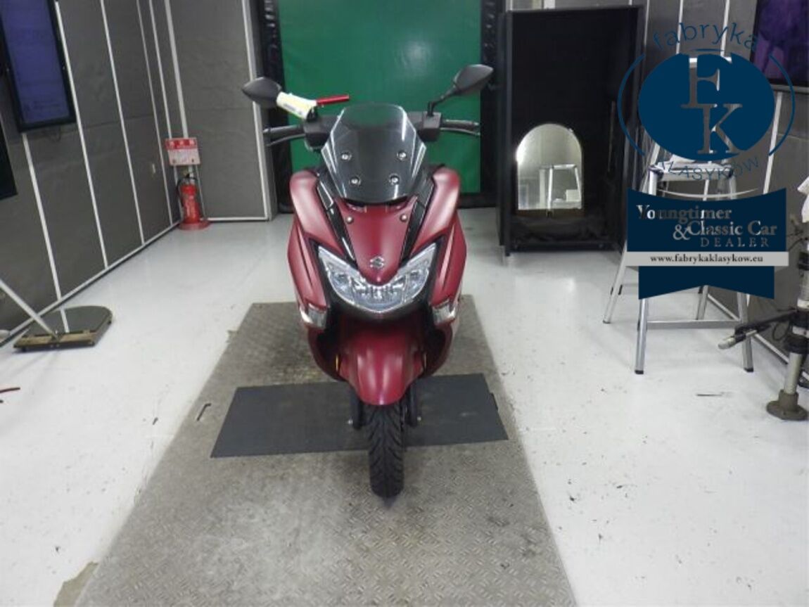 SUZUKI BURGMAN 125  - zdjęcie 21