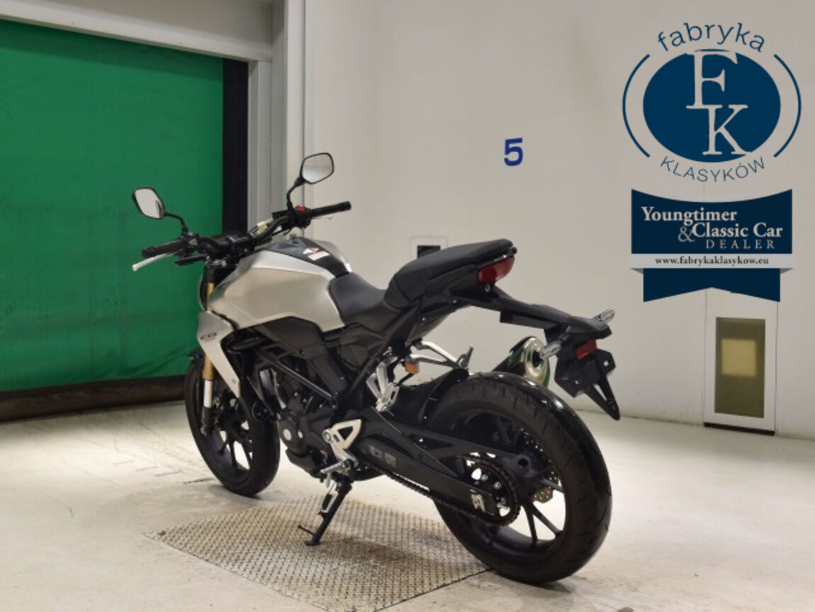 HONDA CB250RA  - zdjęcie 7
