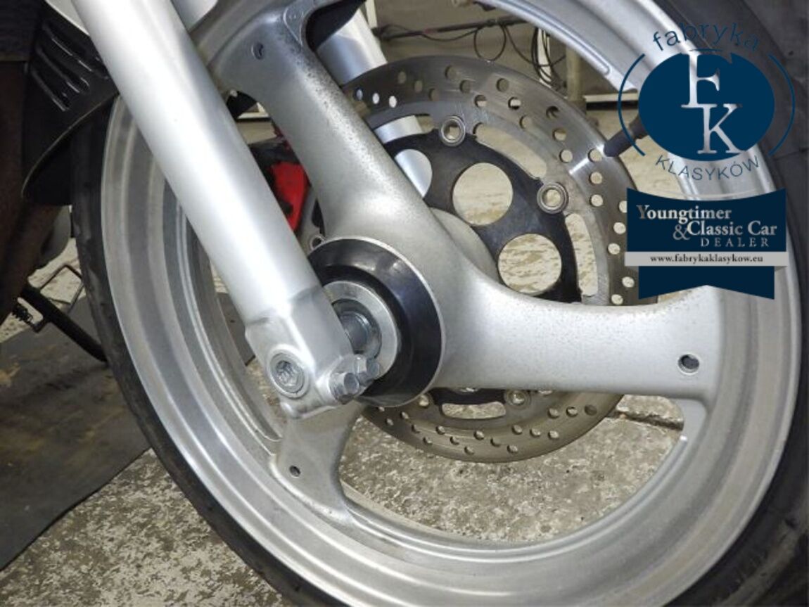 SUZUKI GSX250 KATANA - zdjęcie 23