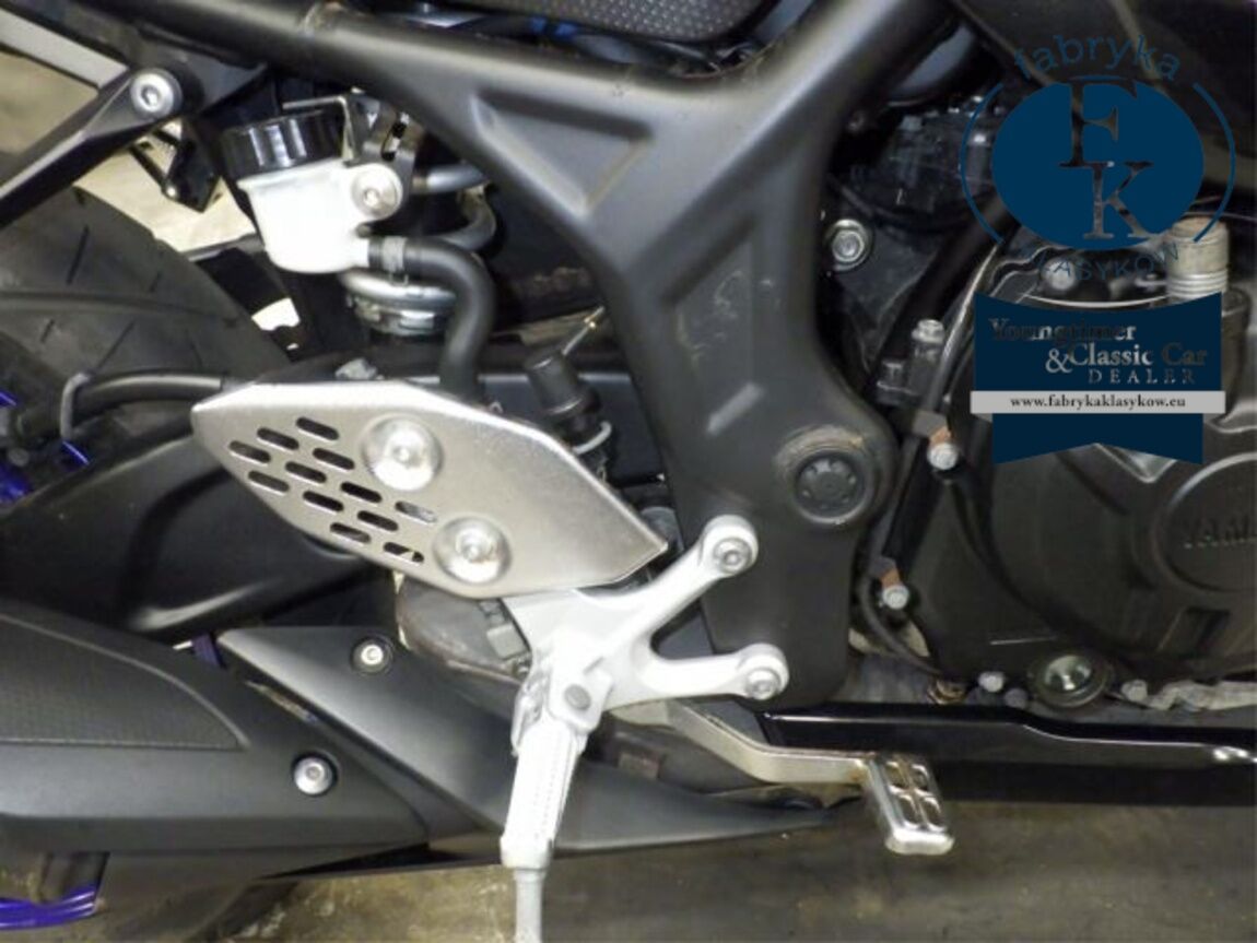 YAMAHA YZF-R25  - zdjęcie 30