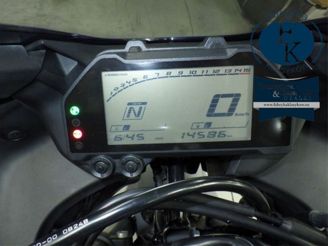 YAMAHA YZF-R25  - zdjęcie 13