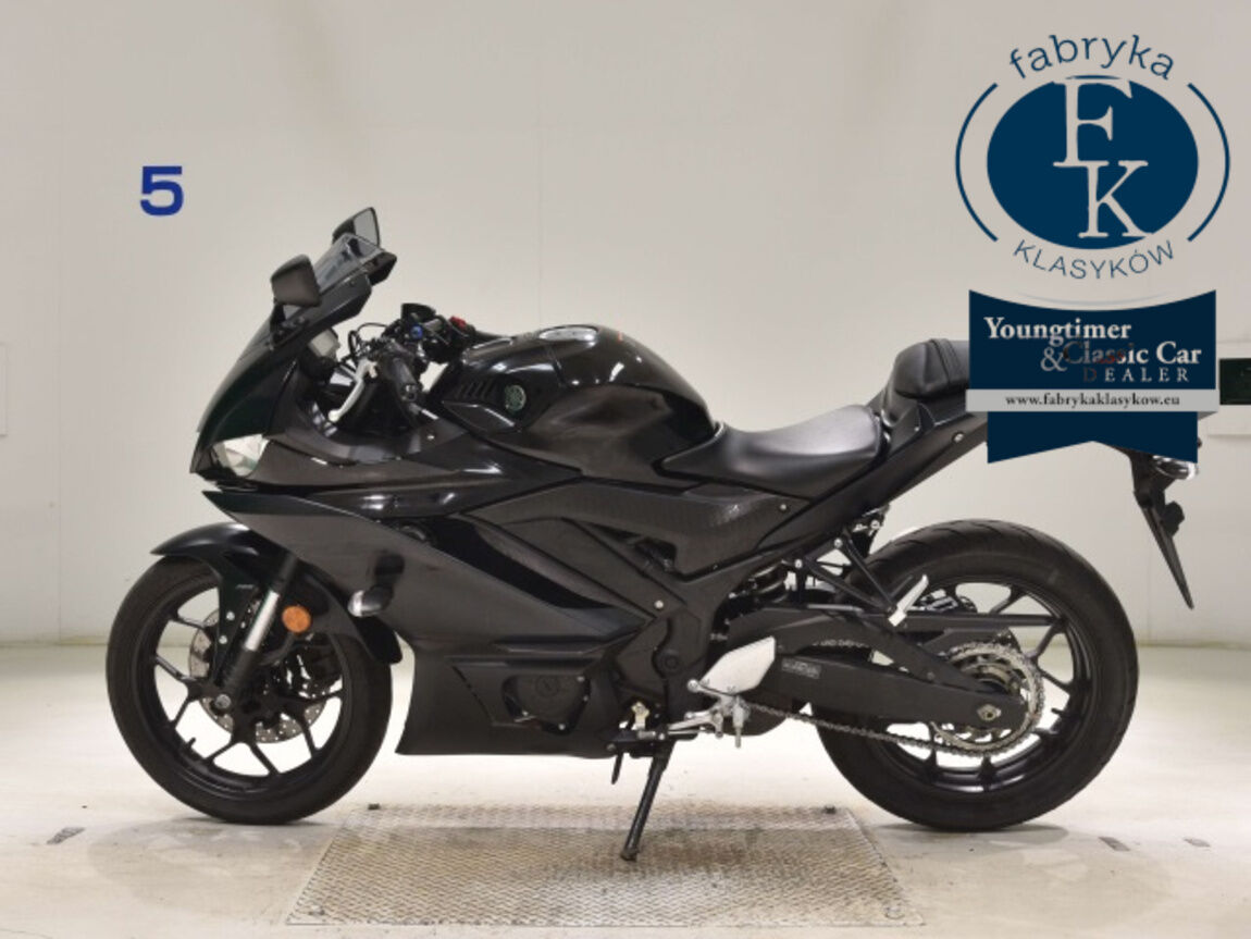 YAMAHA YZF-R3 2021 - zdjęcie 3