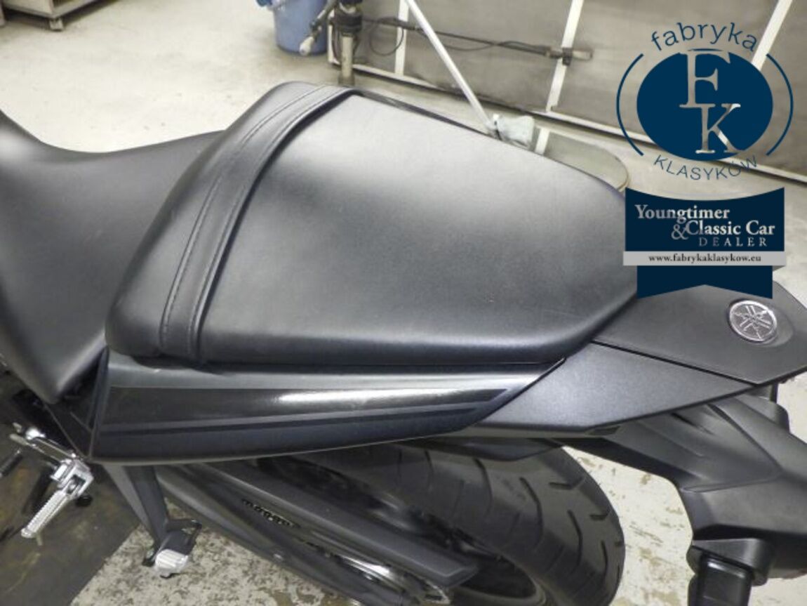 YAMAHA YZF-R3 2021 - zdjęcie 20