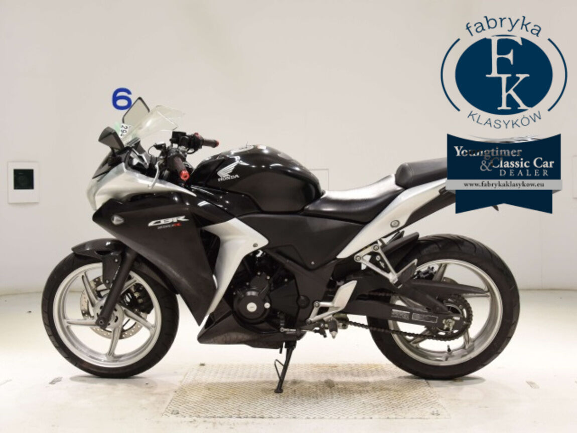 HONDA CBR250R ABS  - zdjęcie 3