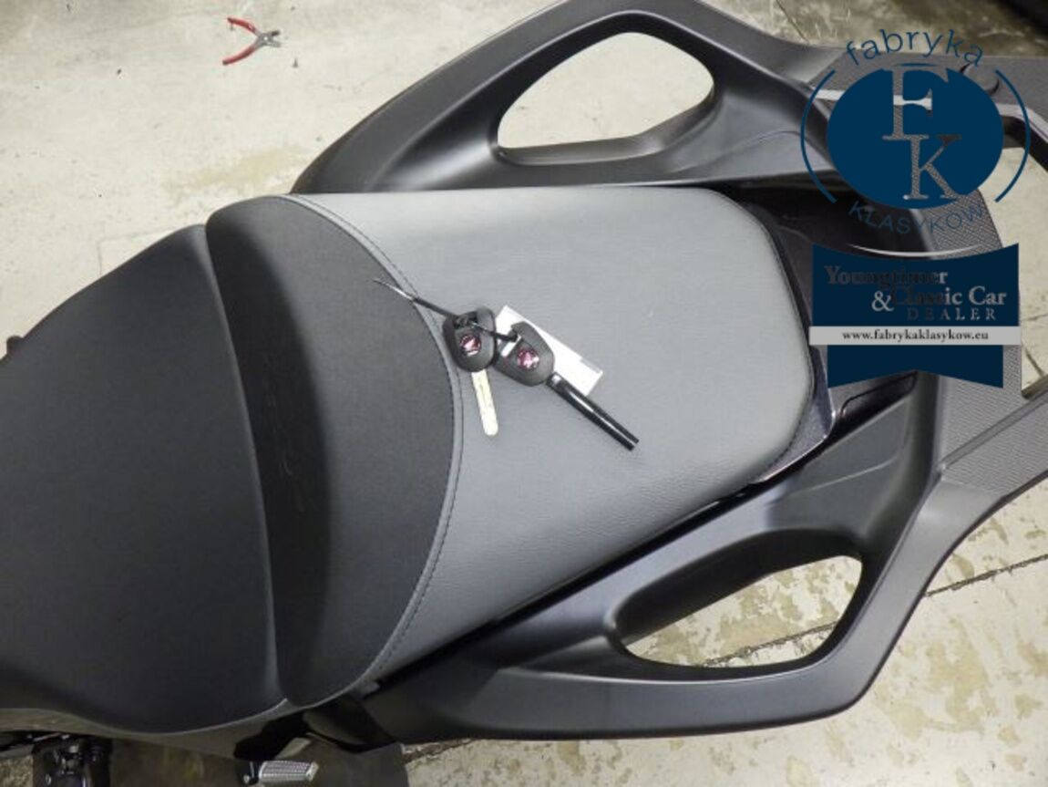HONDA NT1100 2026 - zdjęcie 16