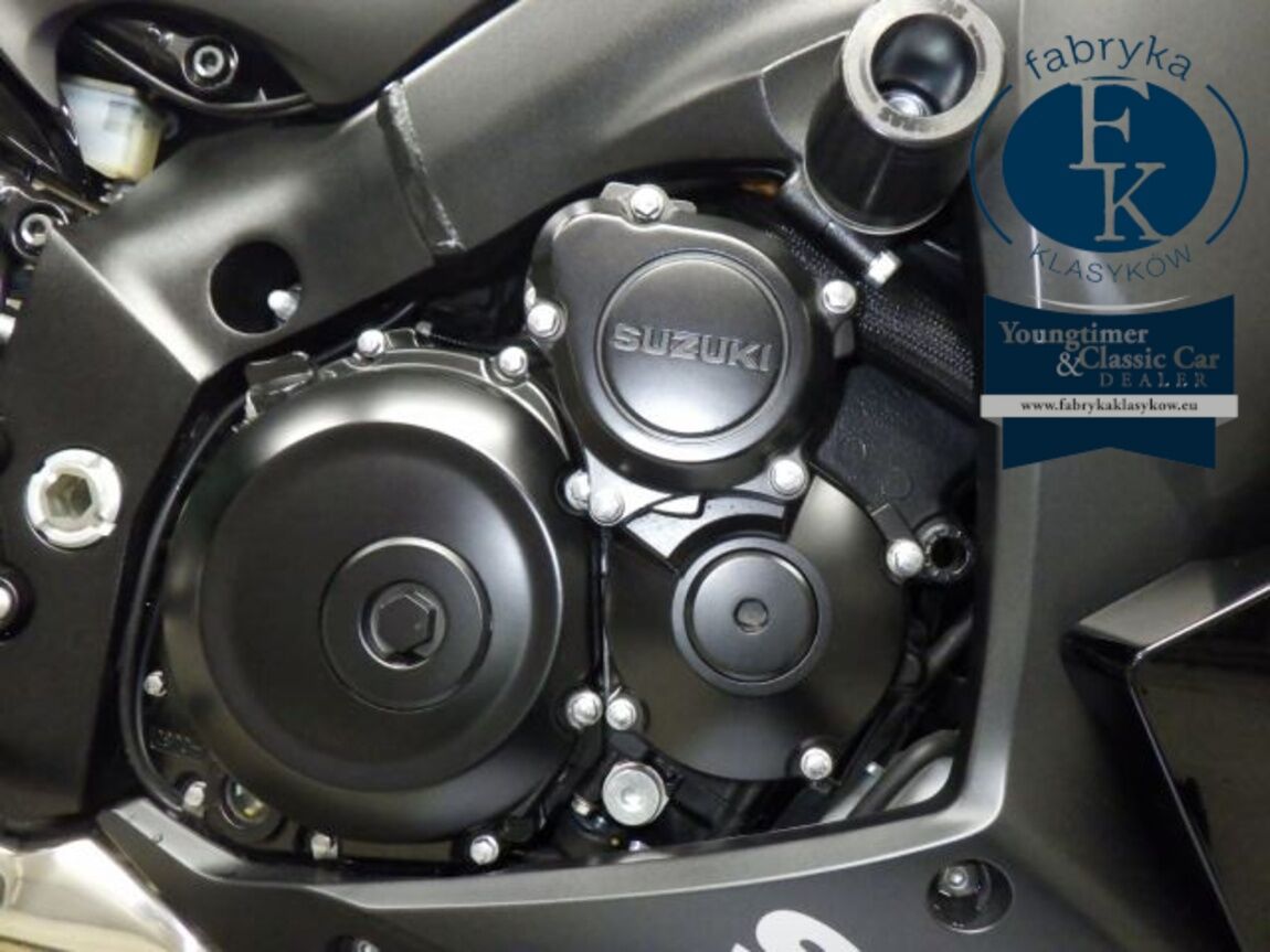 SUZUKI GSX-S1000F 2018 - zdjęcie 9