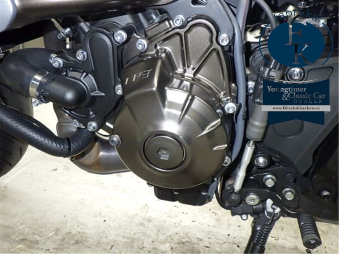 YAMAHA XSR900-2 2024 - zdjęcie 9