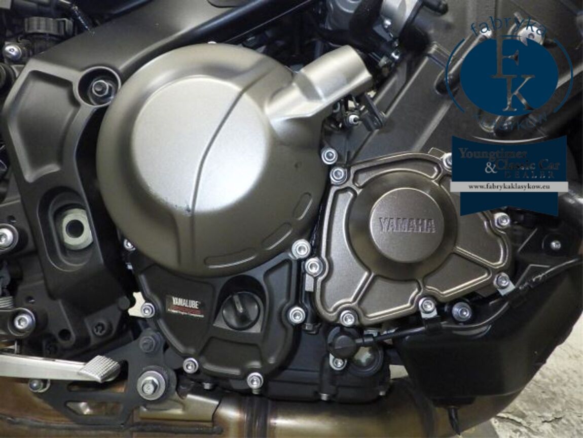 YAMAHA XSR900-2 2024 - zdjęcie 9