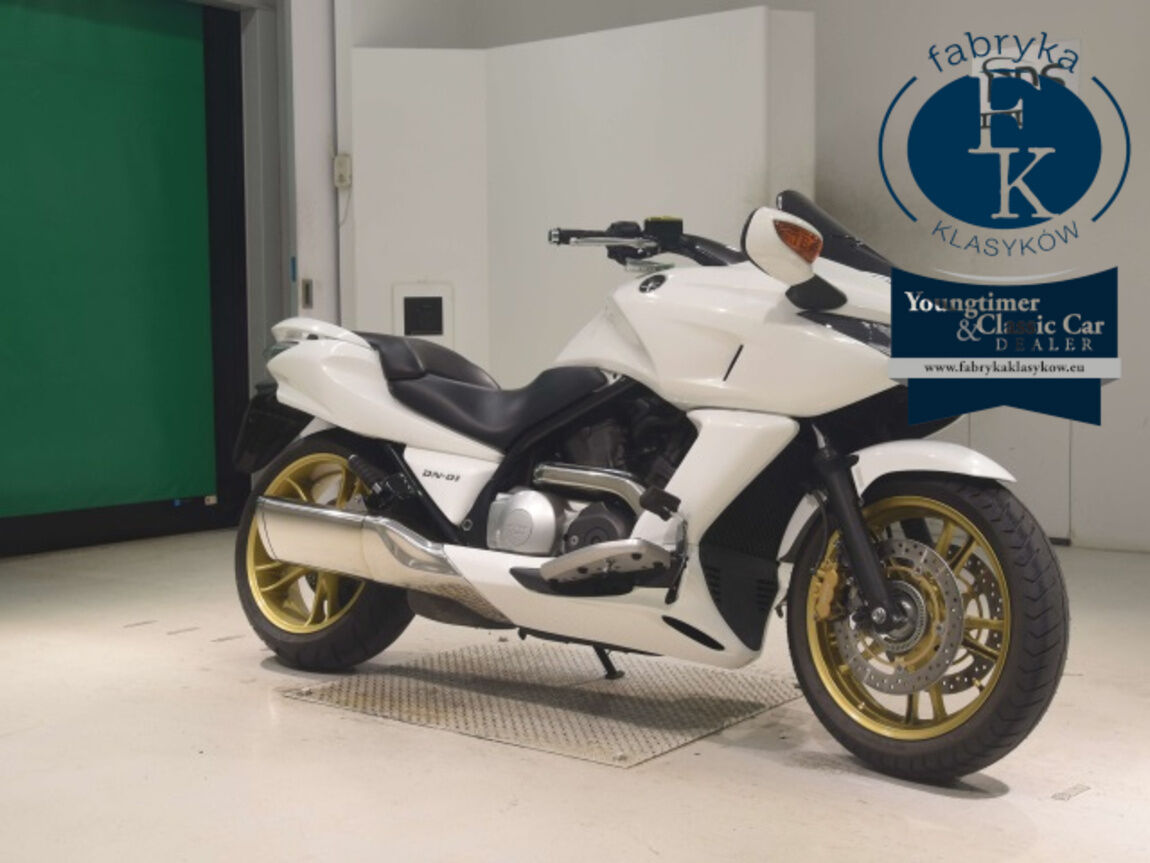 HONDA DN-01 2013 - zdjęcie 4