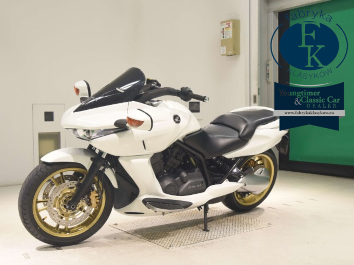 HONDA DN-01 2013 - zdjęcie 5