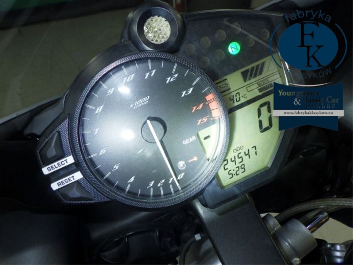 YAMAHA YZF-R1 2012 - zdjęcie 13