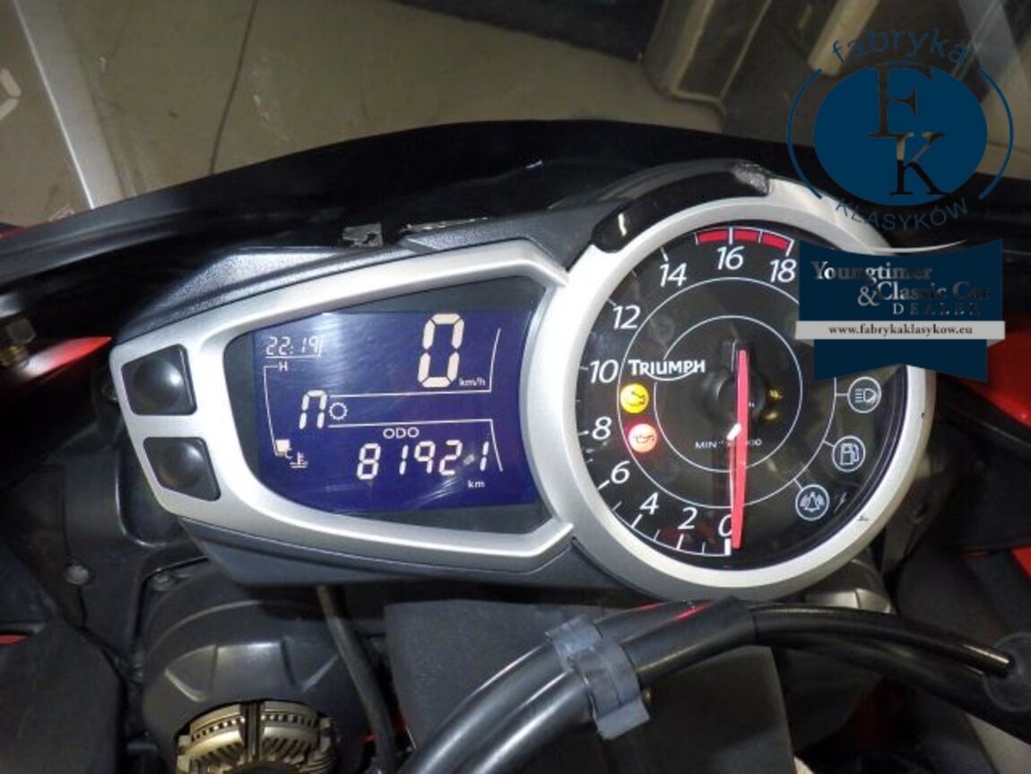 TRIUMPH DAYTONA675 2009 - zdjęcie 13