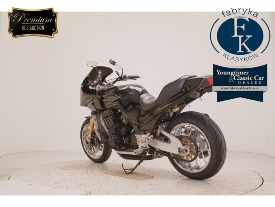 KAWASAKI GPZ900R 1985 - zdjęcie 7