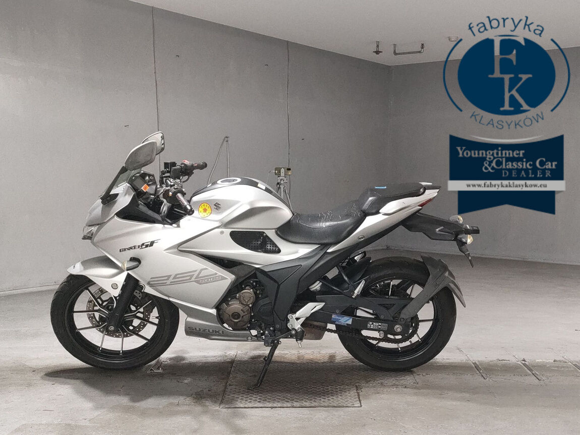 SUZUKI JIKUSA-SF250  - zdjęcie 3