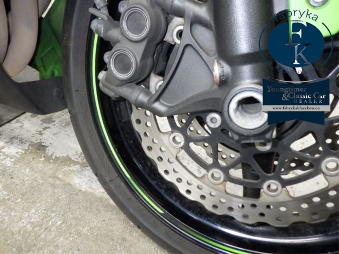 KAWASAKI ZX-10RA 2011 - zdjęcie 24
