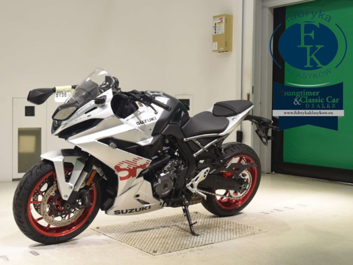 SUZUKI GSX-8R  - zdjęcie 5