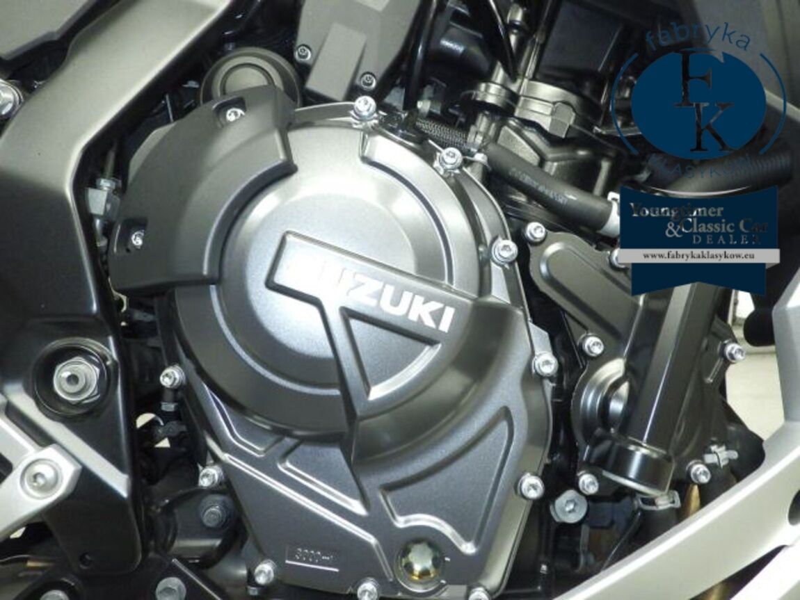 SUZUKI GSX-8R  - zdjęcie 9