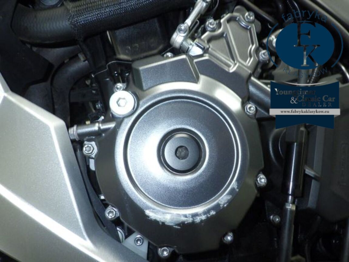 SUZUKI GSX-8R  - zdjęcie 12