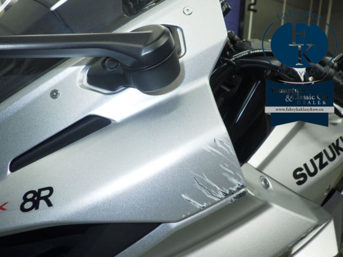 SUZUKI GSX-8R  - zdjęcie 17