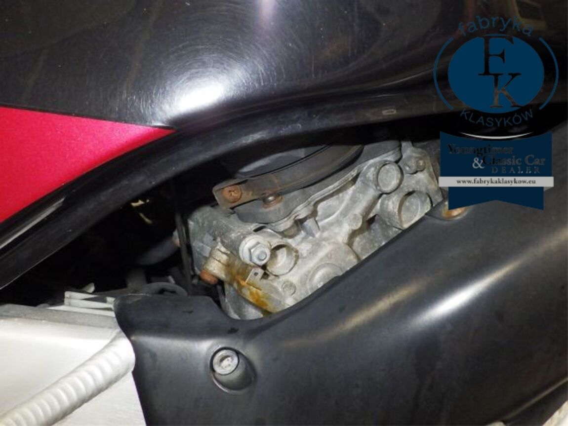 HONDA CBR400RR 1995 - zdjęcie 10