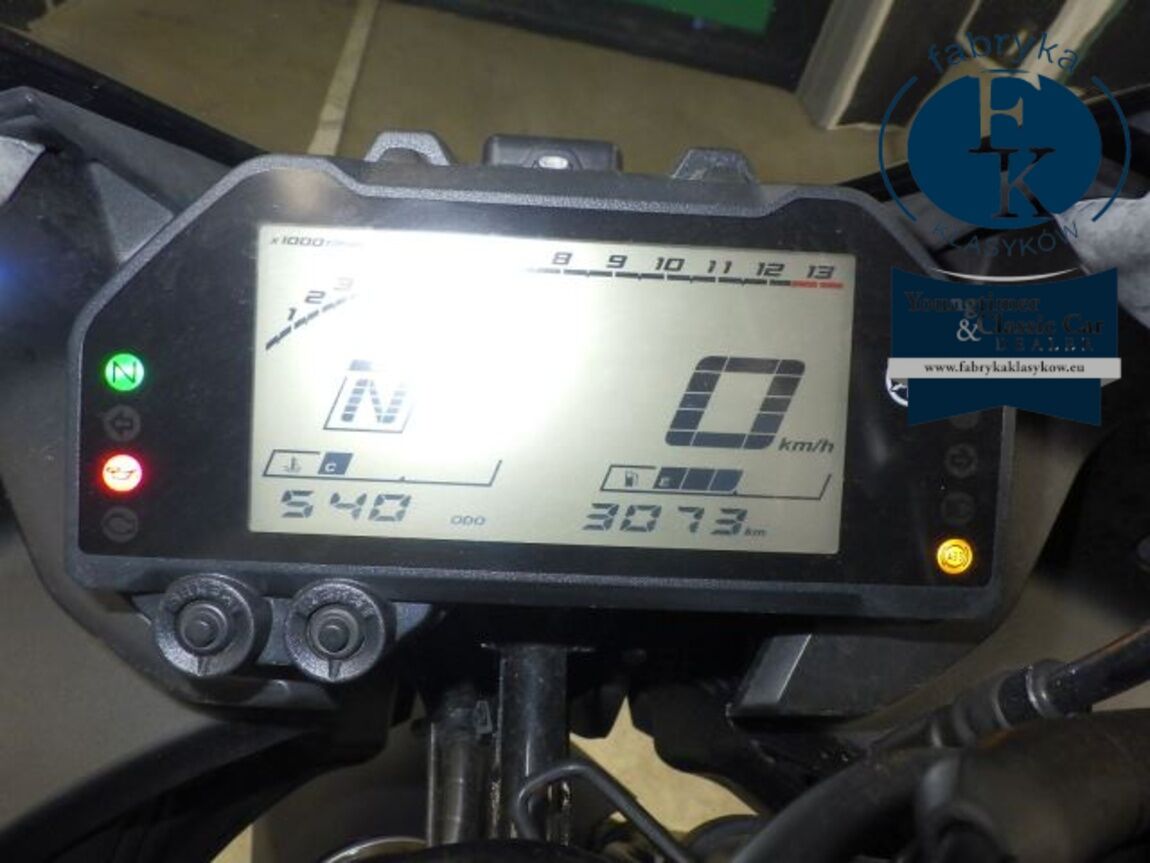 YAMAHA YZF-R3 2020 - zdjęcie 13