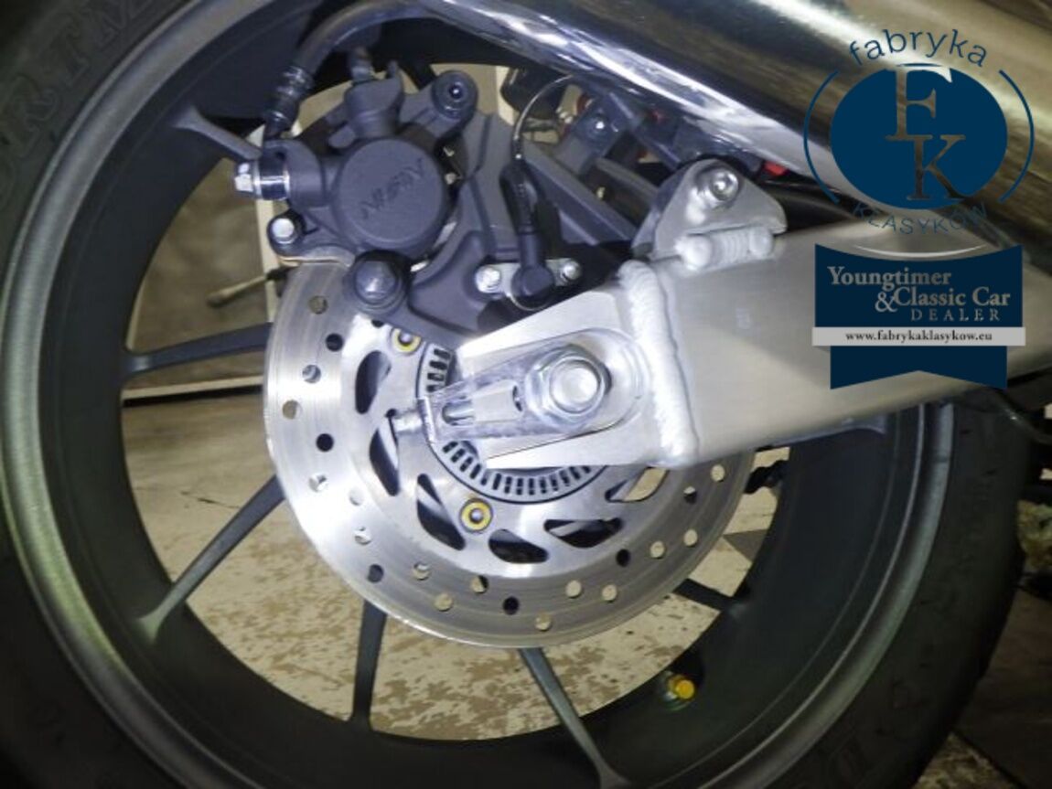 HONDA CB400SFV-4 BOLDORABS 2022 - zdjęcie 26