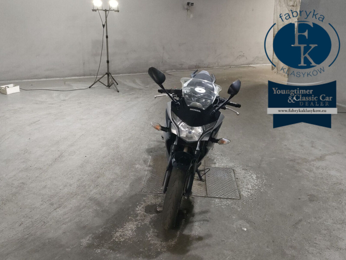 HONDA CBR250R  - zdjęcie 4