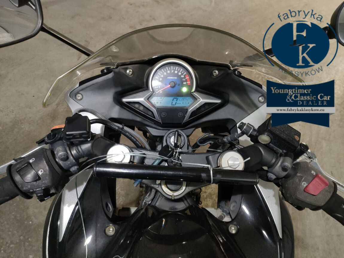 HONDA CBR250R  - zdjęcie 6