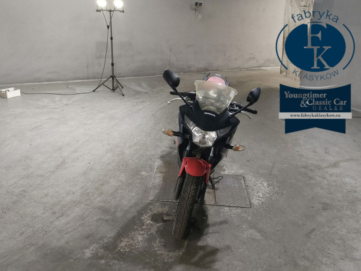 HONDA CBR250R  - zdjęcie 4