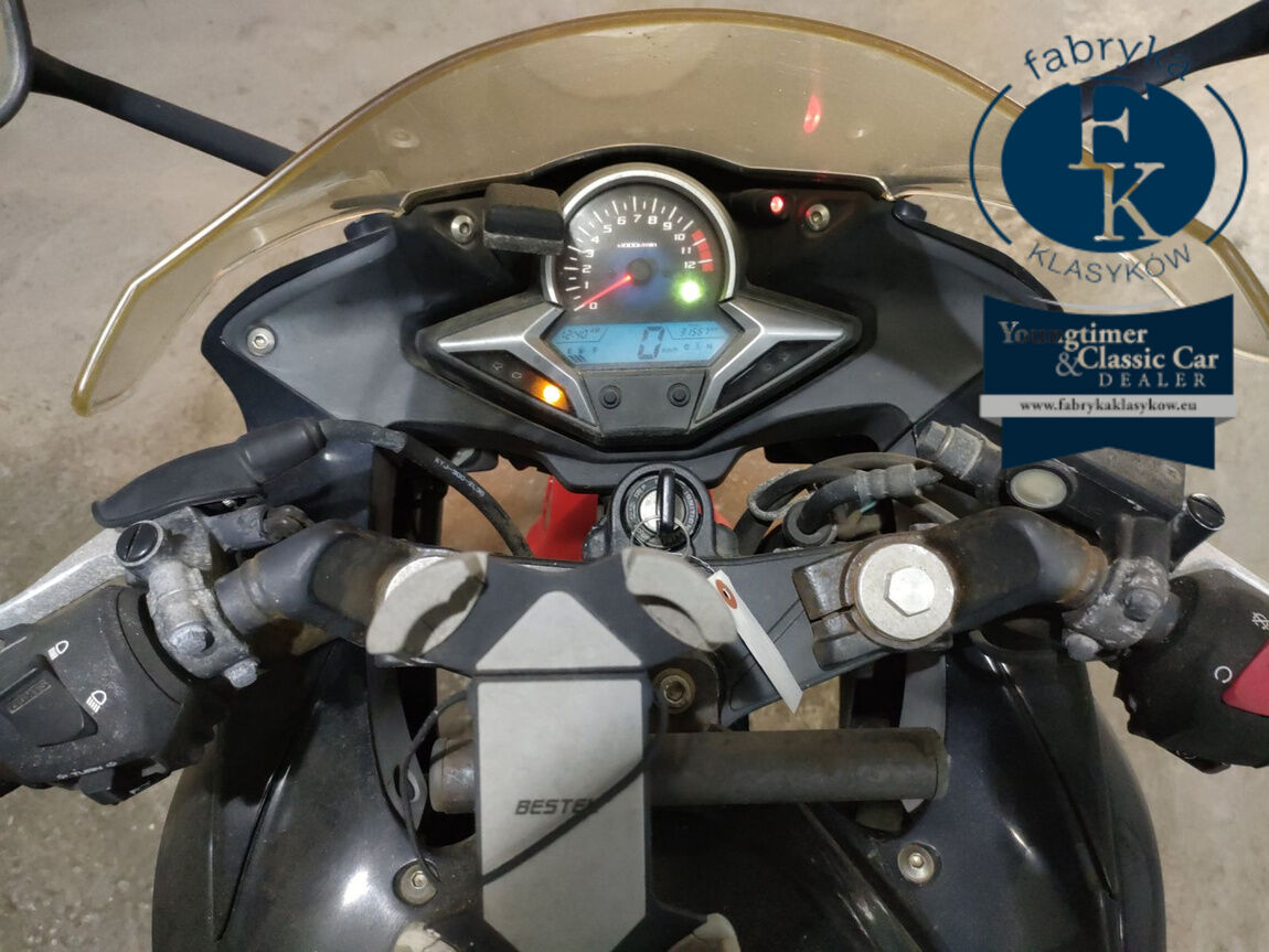 HONDA CBR250R  - zdjęcie 6